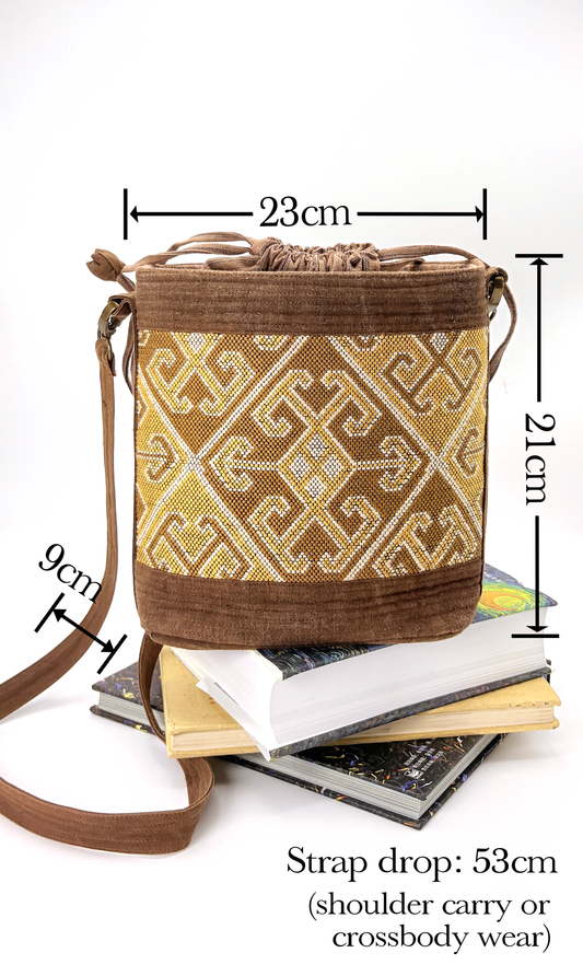Hand Weaved Xilankapu Bucket Bag