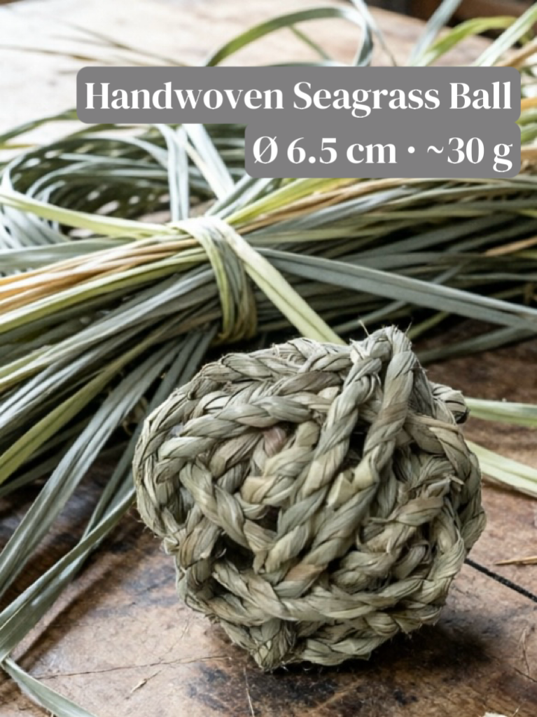 Handwoven seagrass chew ball, 6.5cm diameter, 30g